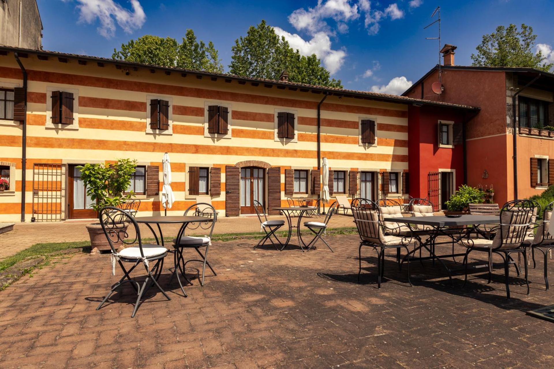 Gasthaus Musella Winery&Relais San Martino Buon Albergo Exterior foto