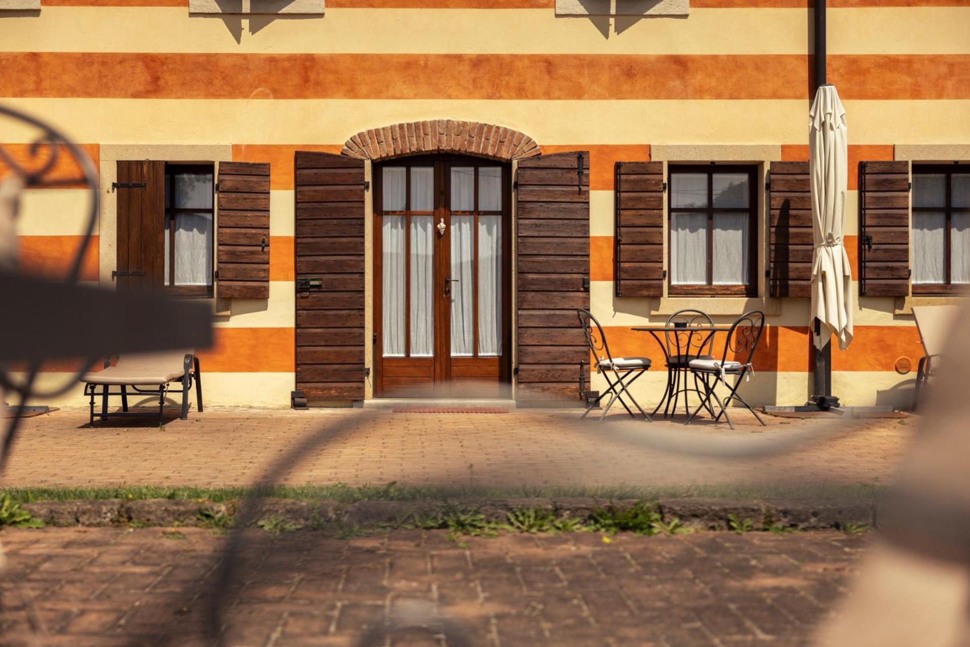 Gasthaus Musella Winery&Relais San Martino Buon Albergo Exterior foto