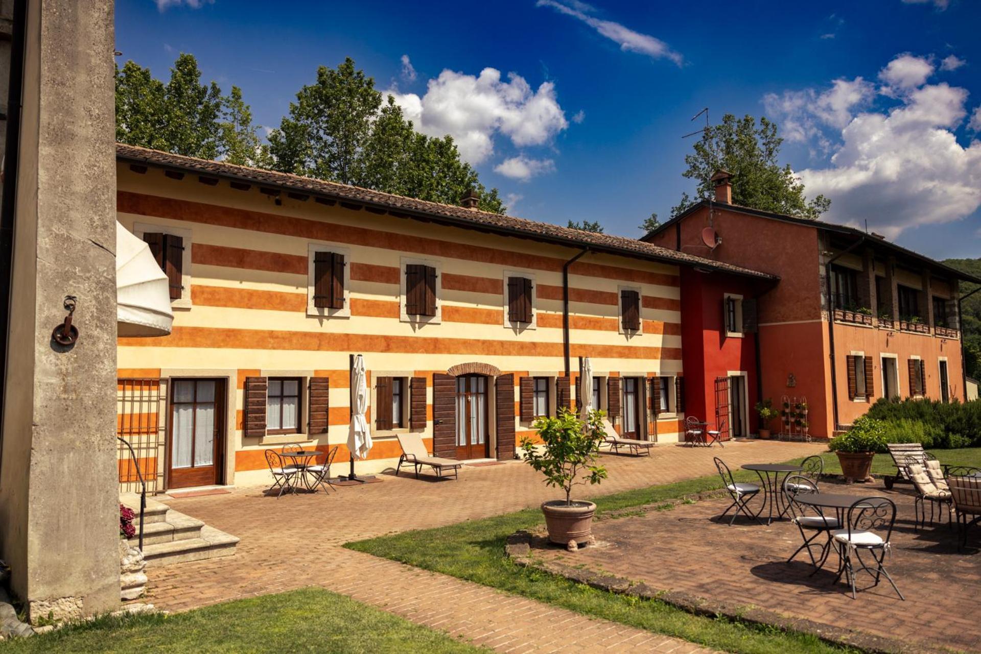 Gasthaus Musella Winery&Relais San Martino Buon Albergo Exterior foto